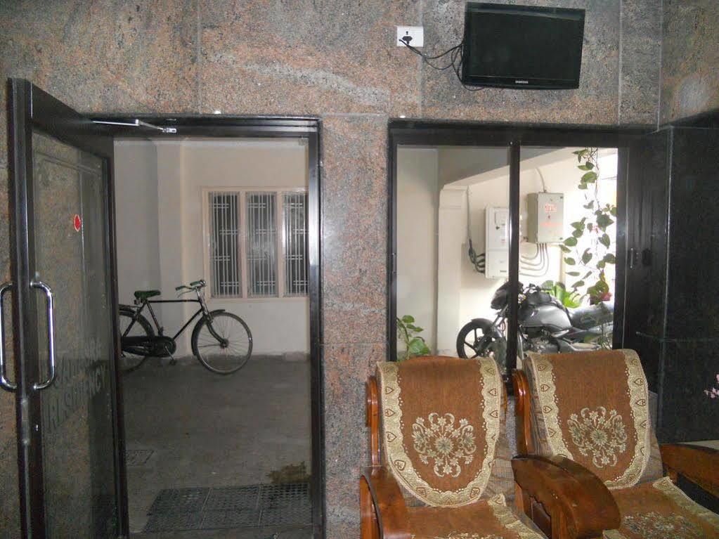 Hotel Sahasra Residency Tirupati Esterno foto
