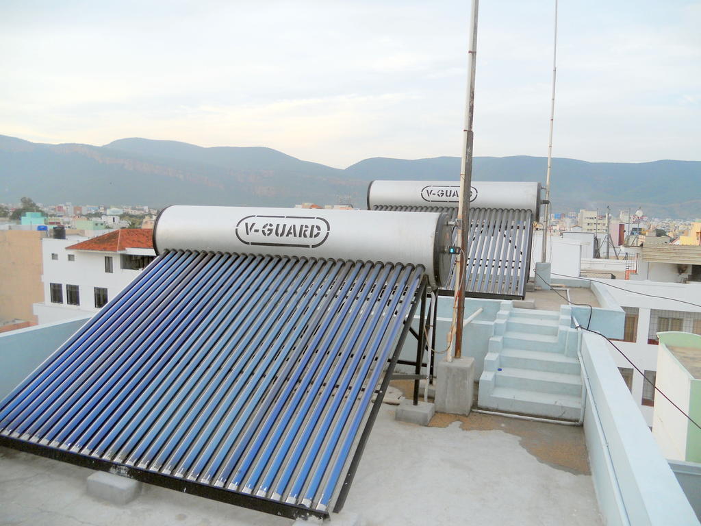 Hotel Sahasra Residency Tirupati Esterno foto