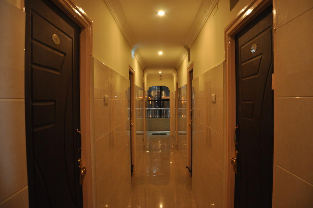 Hotel Sahasra Residency Tirupati Esterno foto